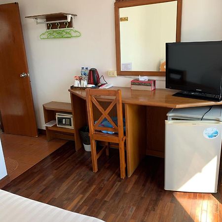 Tong Mee House Hua Hin Hotel Exterior photo
